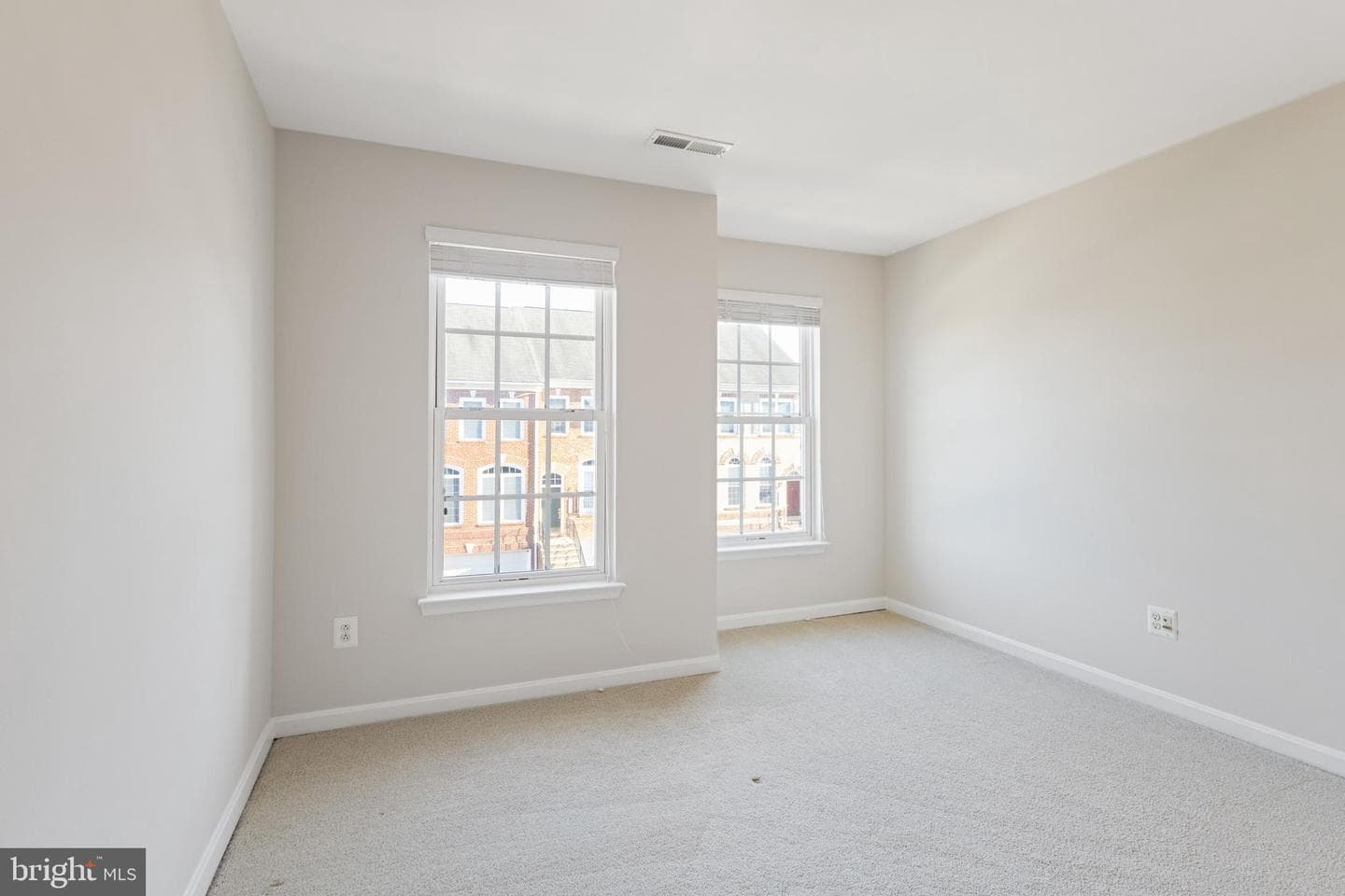 21840 Ladyslipper Square photo 32