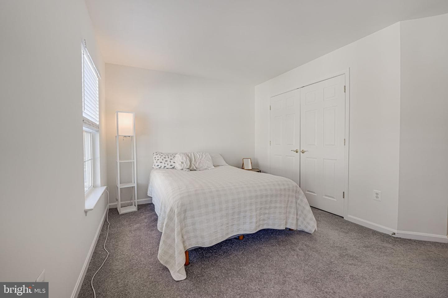43729 Clear Lake Square photo 15