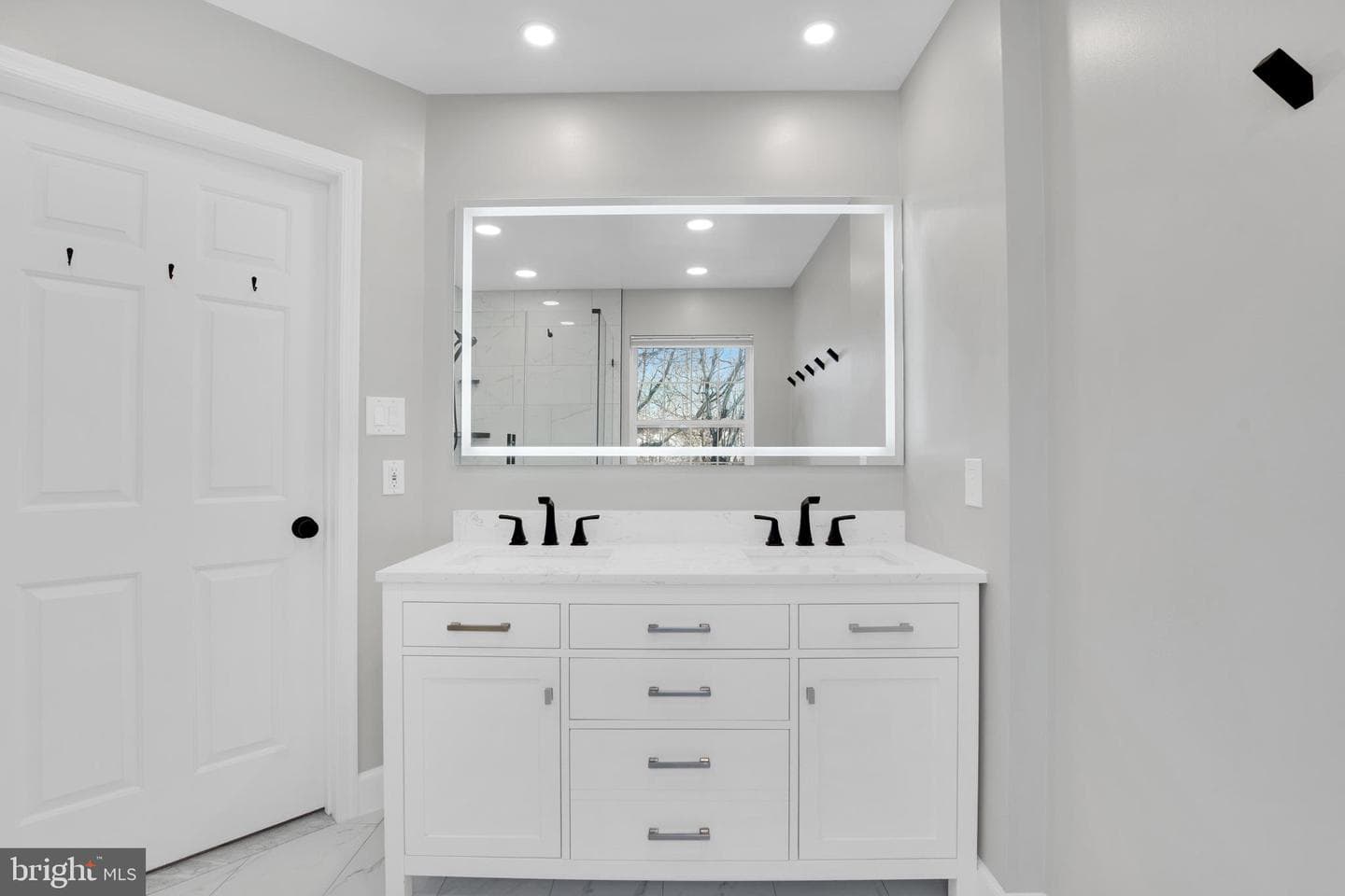 47575 Sharpskin Island Square photo 42
