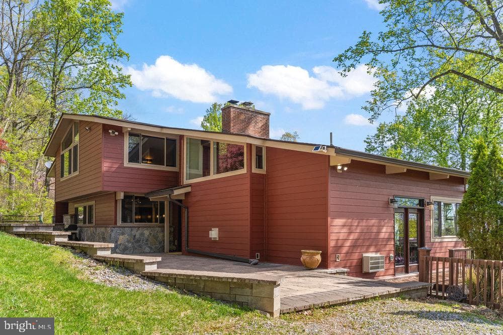 19690 Forest Hill Lane photo 2