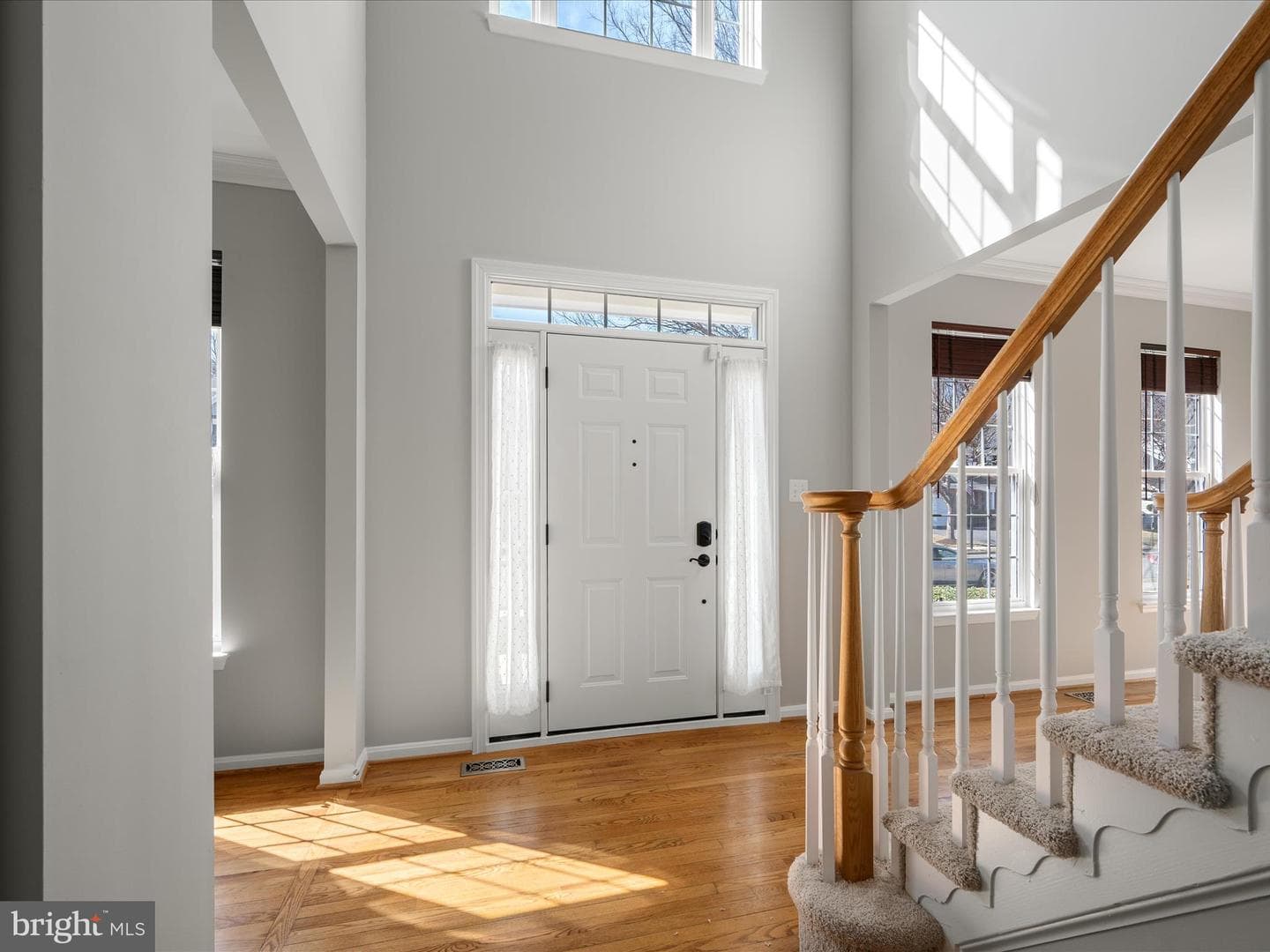 303 Lawford Drive SW photo 2