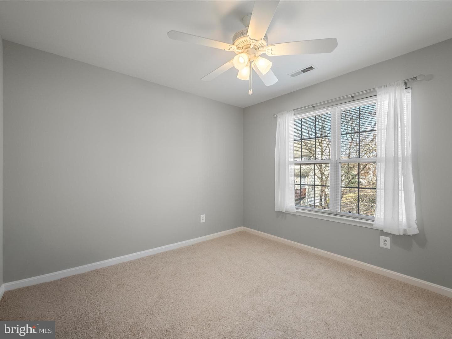 303 Lawford Drive SW photo 34