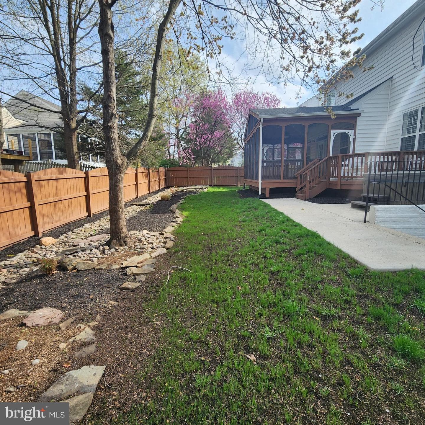 303 Lawford Drive SW photo 43