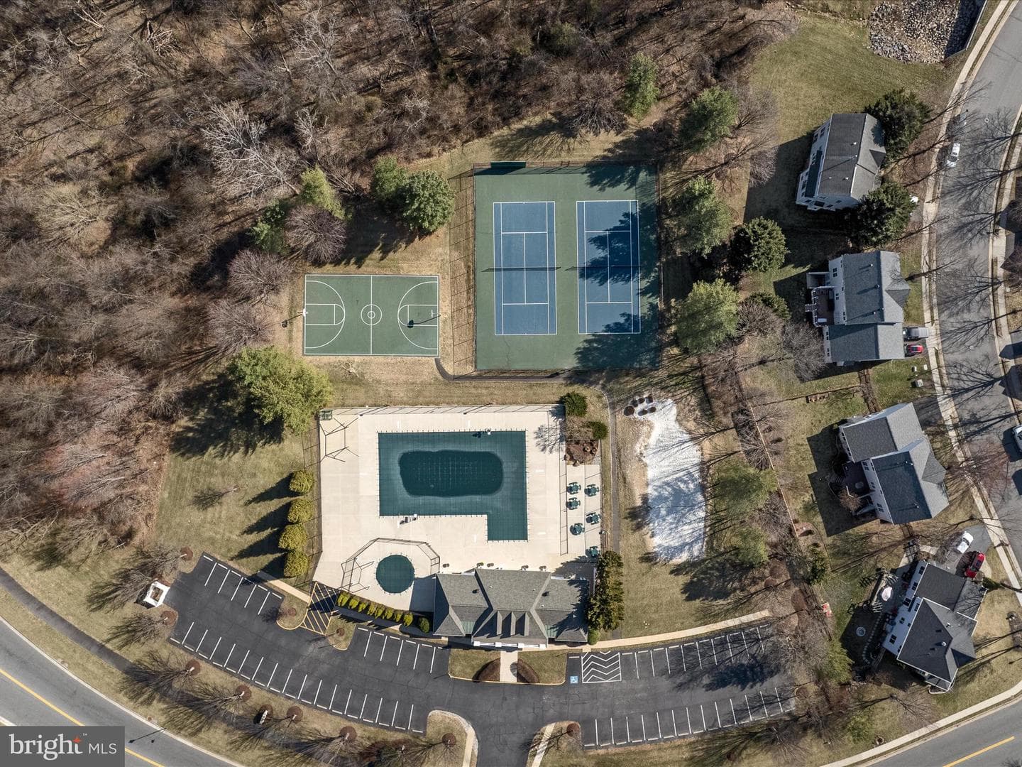 303 Lawford Drive SW photo 59