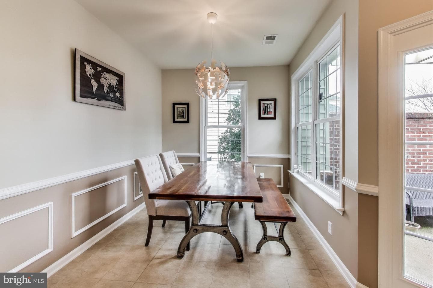 44362 Maltese Falcon Square photo 8