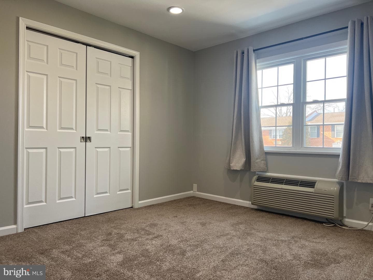 108 N Baylor Drive photo 9
