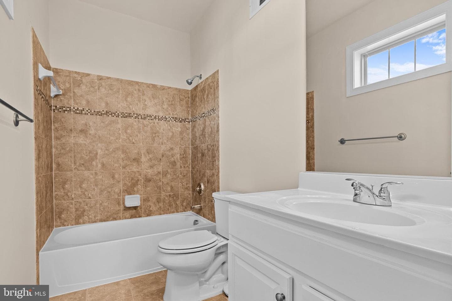 21133 Walkley Hill Place photo 28