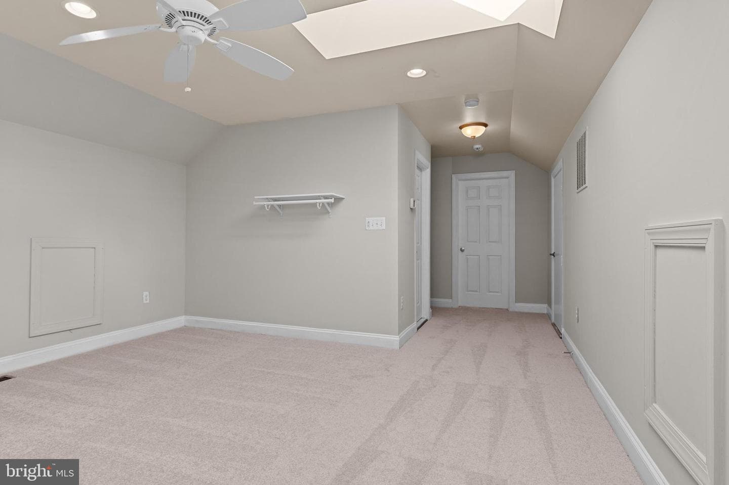 21133 Walkley Hill Place photo 29