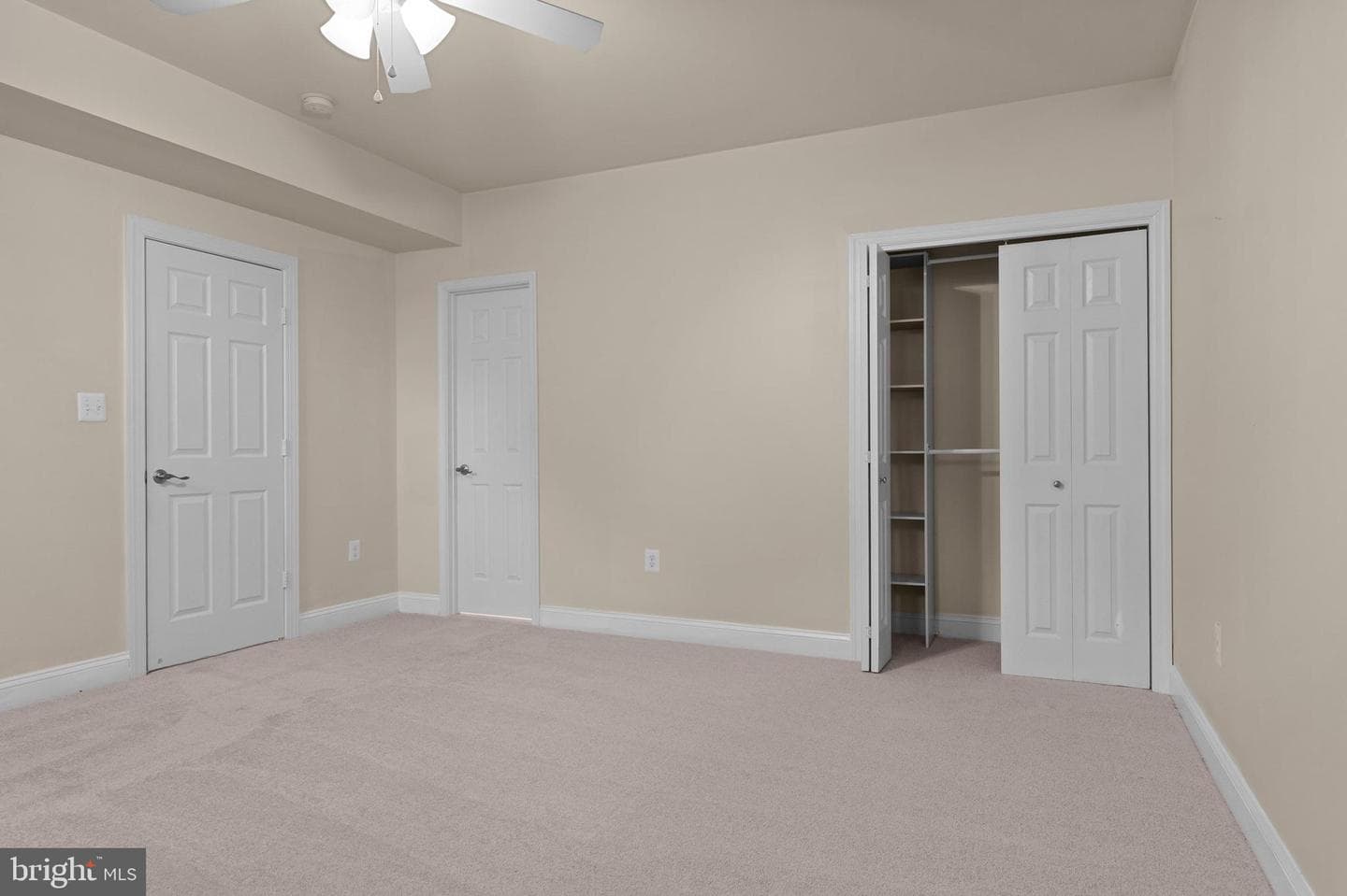 21133 Walkley Hill Place photo 37