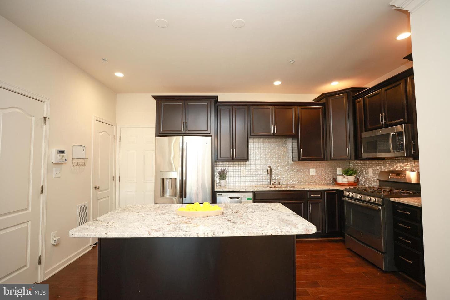 23508 Belvoir Woods Terrace photo 10