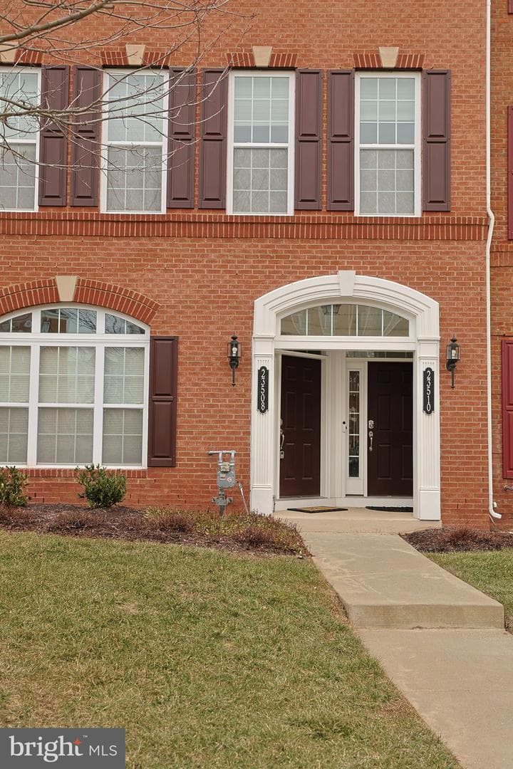 23508 Belvoir Woods Terrace photo 2