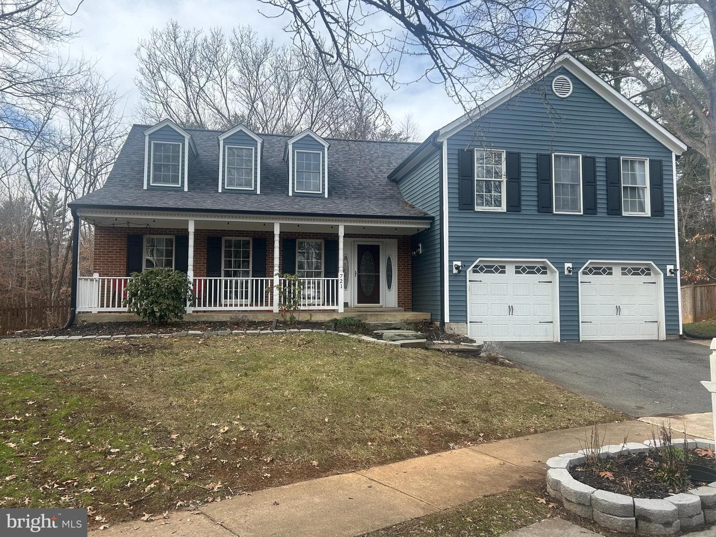 721 Donaldson Lane SW photo 1