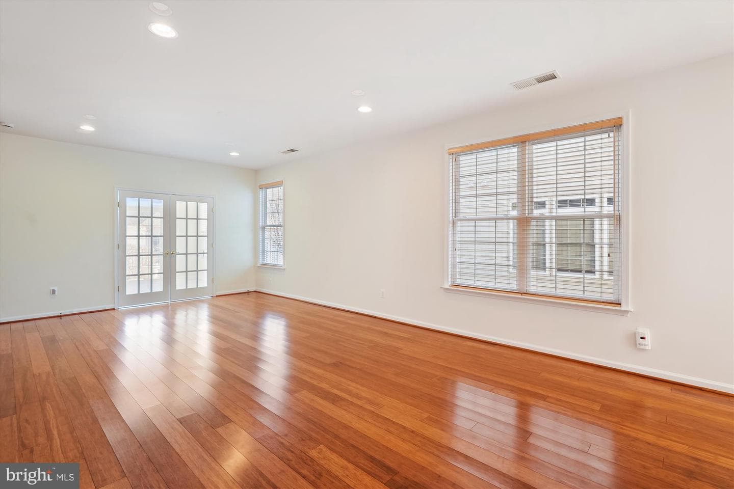 20570 Golden Ridge Drive photo 3