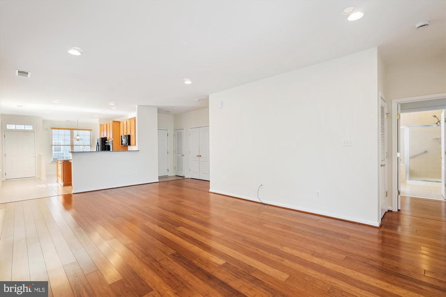 20570 Golden Ridge Drive photo 5