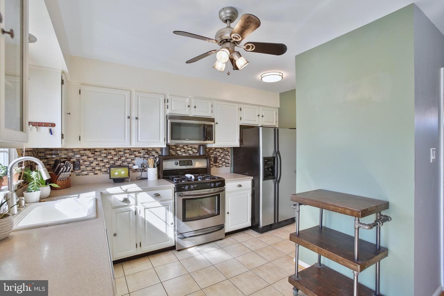 44069 Laceyville Terrace photo 9