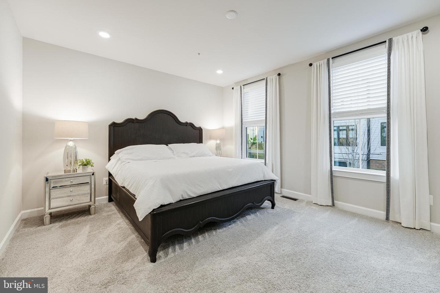20464 Taft Terrace photo 11
