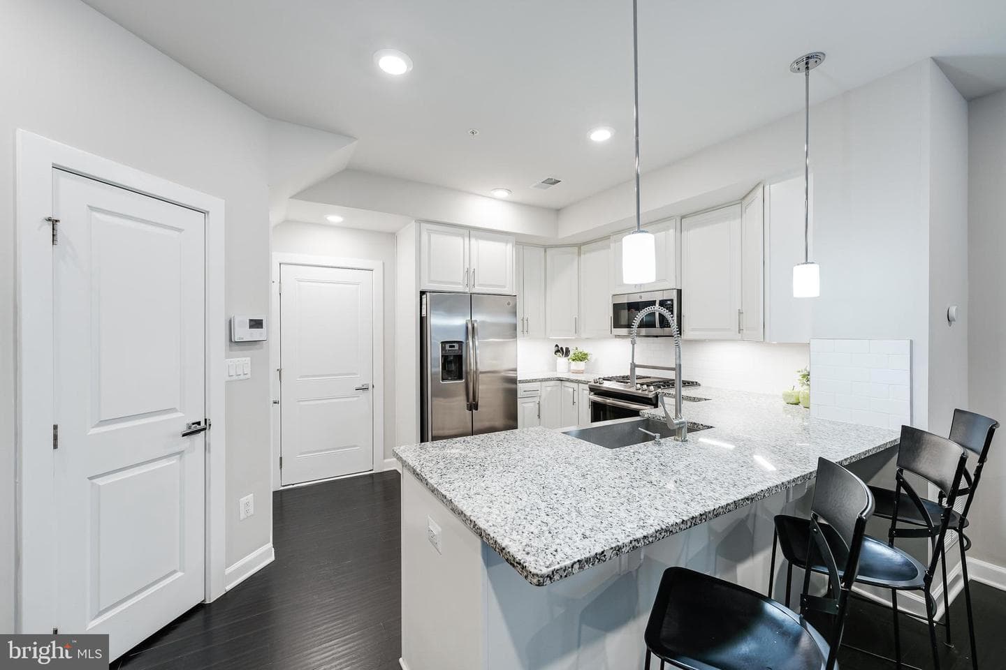 20464 Taft Terrace photo 7