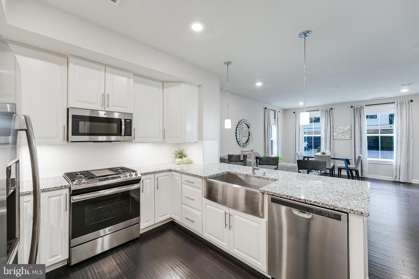 20464 Taft Terrace photo 8