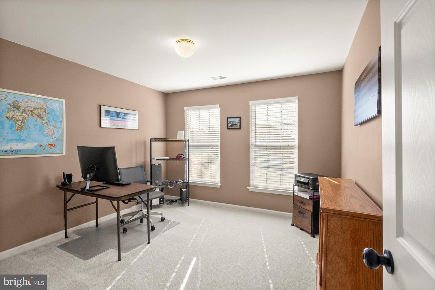 137 Burnell Place SE photo 32