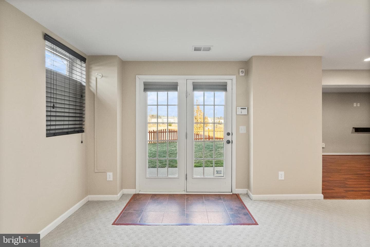 137 Burnell Place SE photo 36
