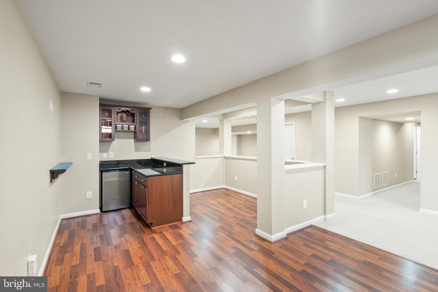 137 Burnell Place SE photo 37