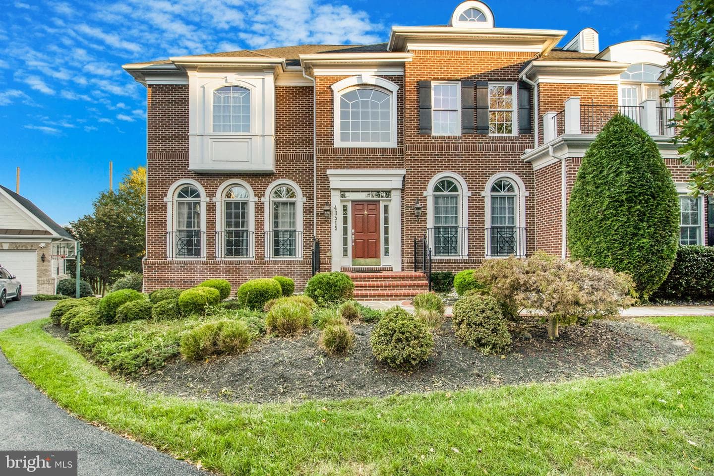 43515 Squirrel Ridge Place photo 2
