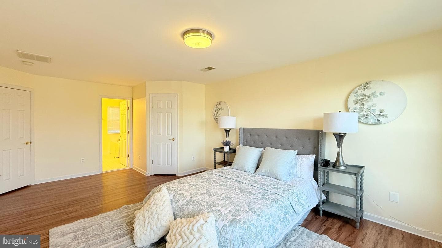 43346 Earls Court photo 18