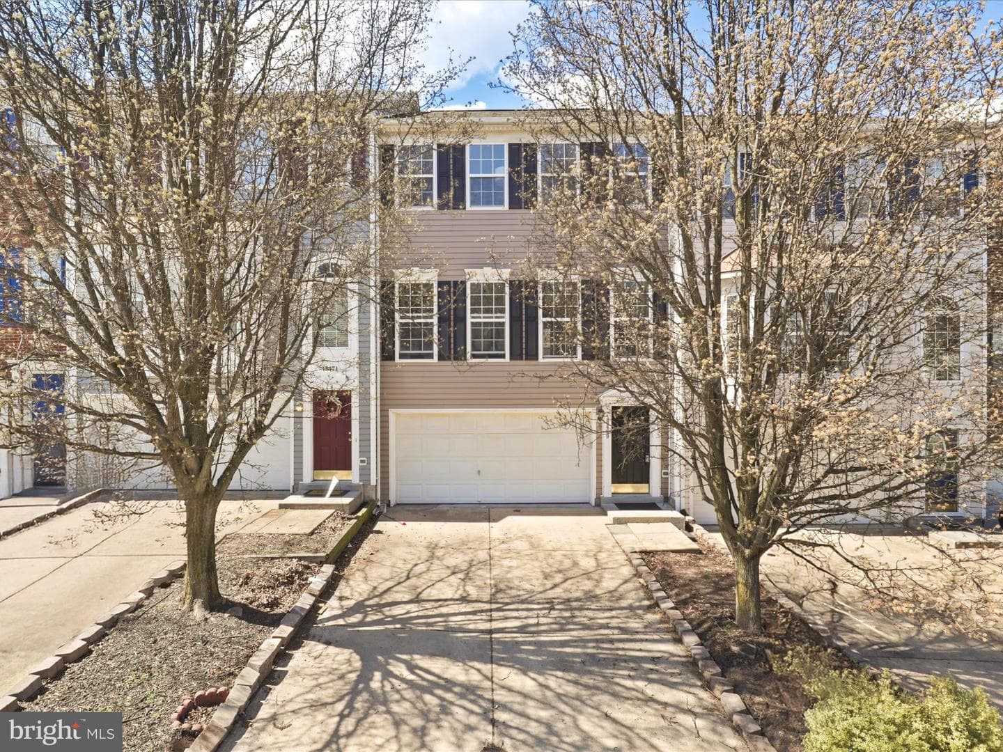18469 Wide Meadow Square photo 1