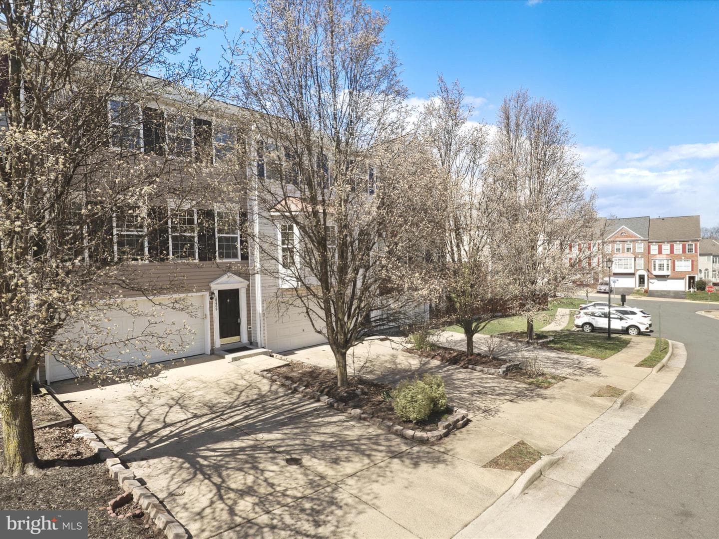 18469 Wide Meadow Square photo 4