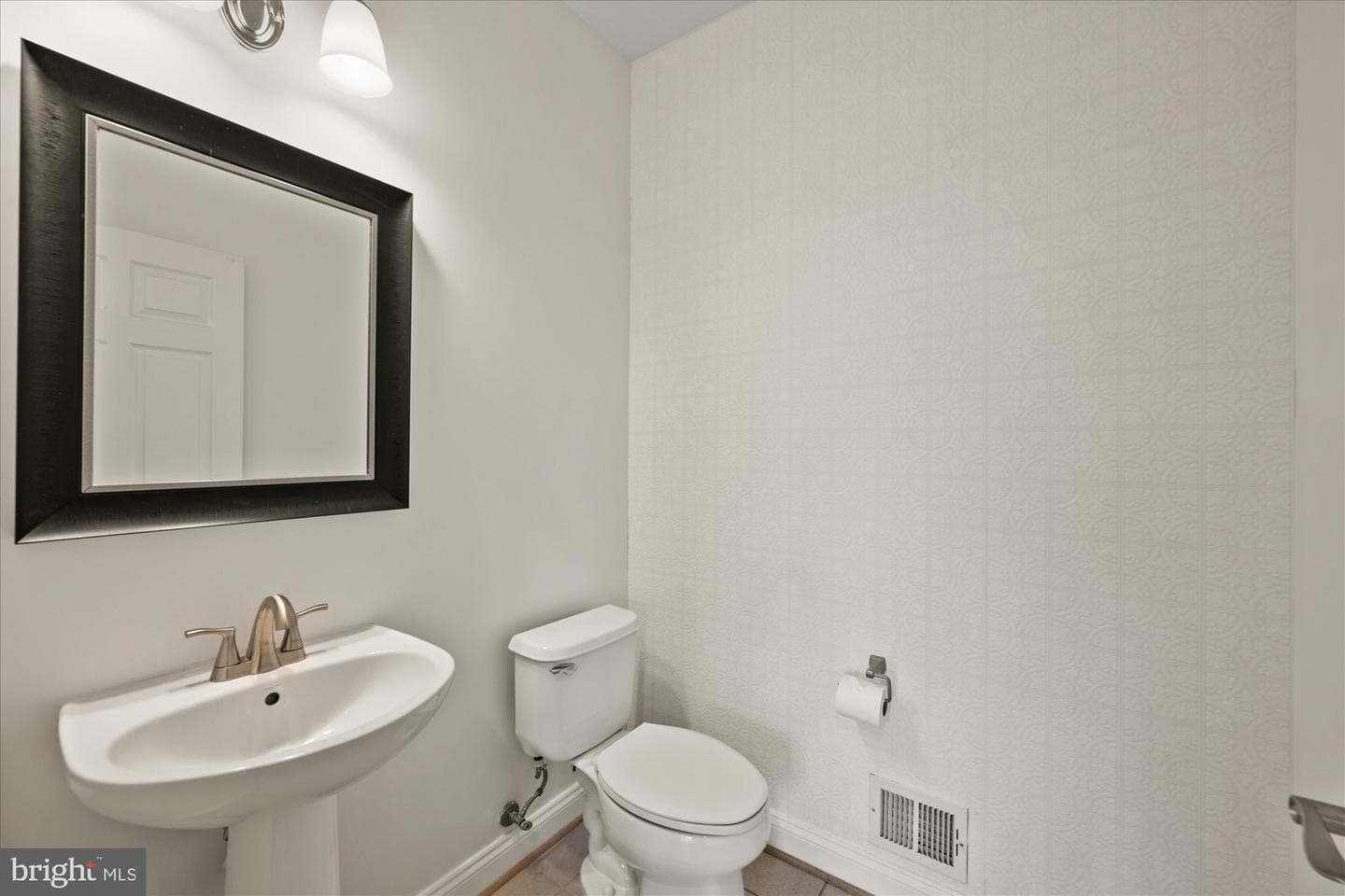 37957 Piggott Bottom Road photo 23