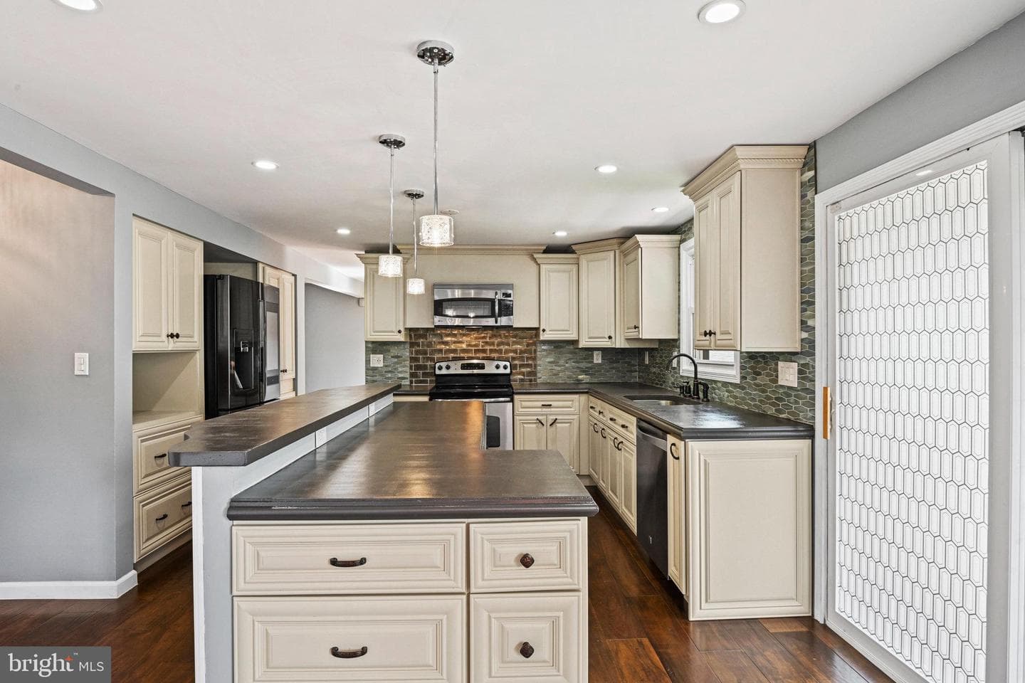 73 S Cottage Road photo 13