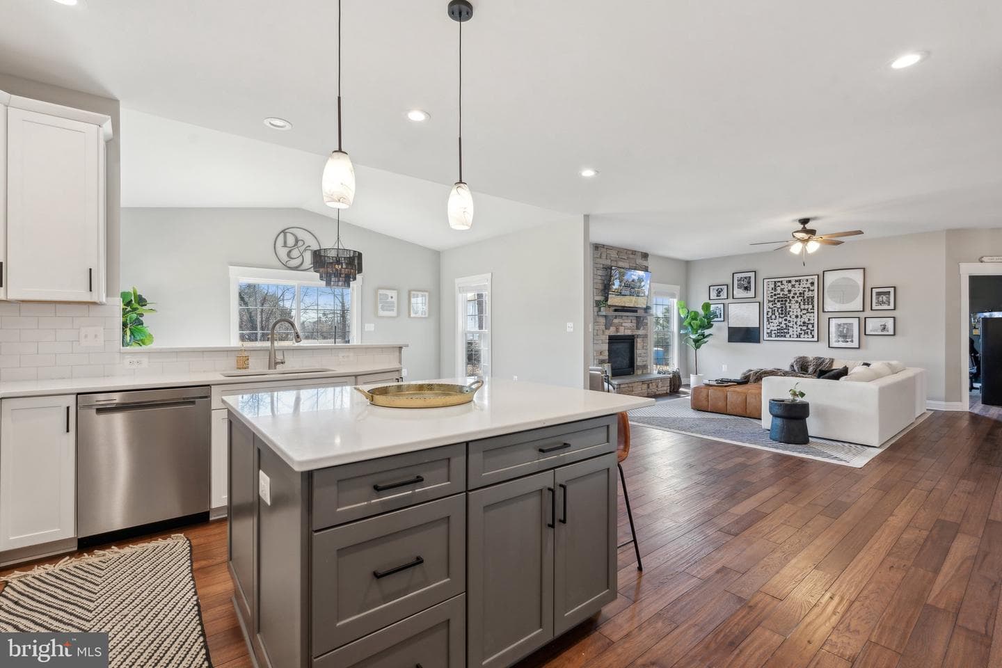 42 N Berlin Pike photo 14