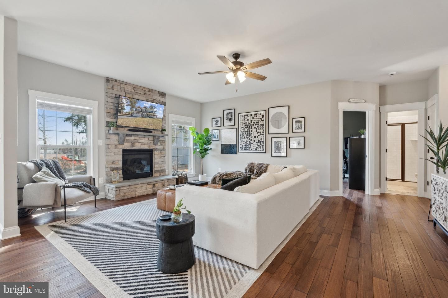 42 N Berlin Pike photo 15
