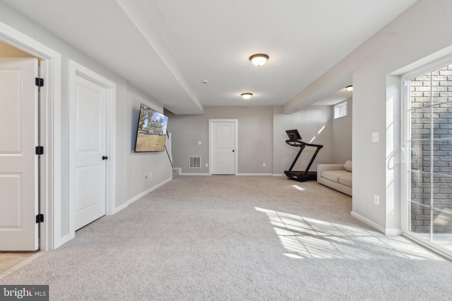 42 N Berlin Pike photo 33