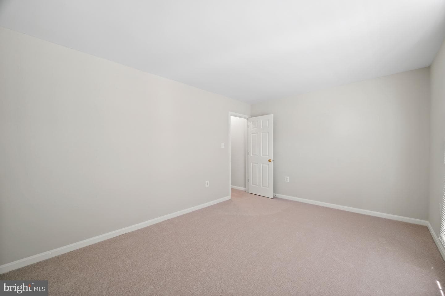 208 Cranbrook Drive NE photo 38