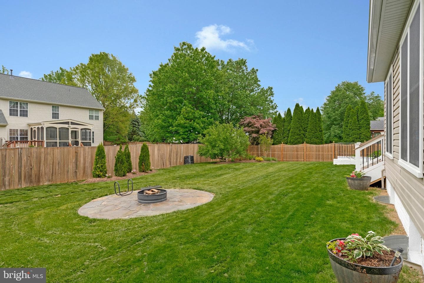 218 Foxborough Drive SW photo 6