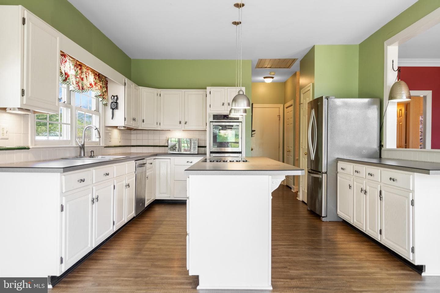 17001 Lakewood Court photo 9