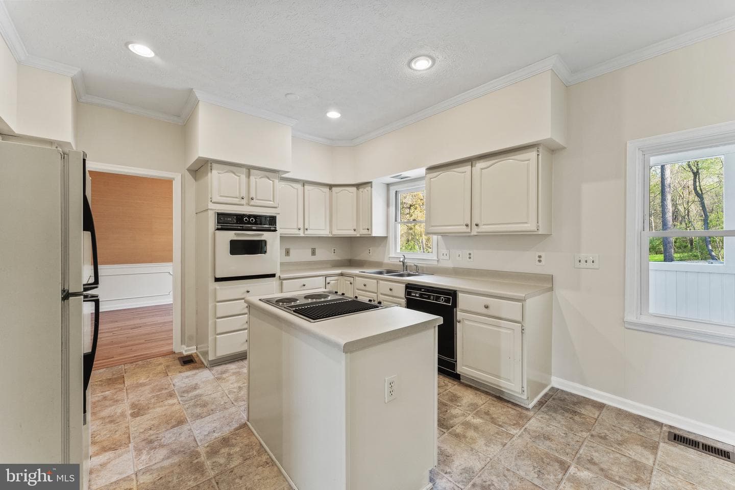 39070 Little River Turnpike photo 25