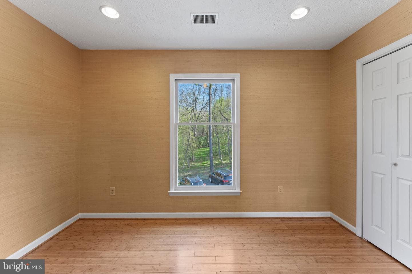 39070 Little River Turnpike photo 36