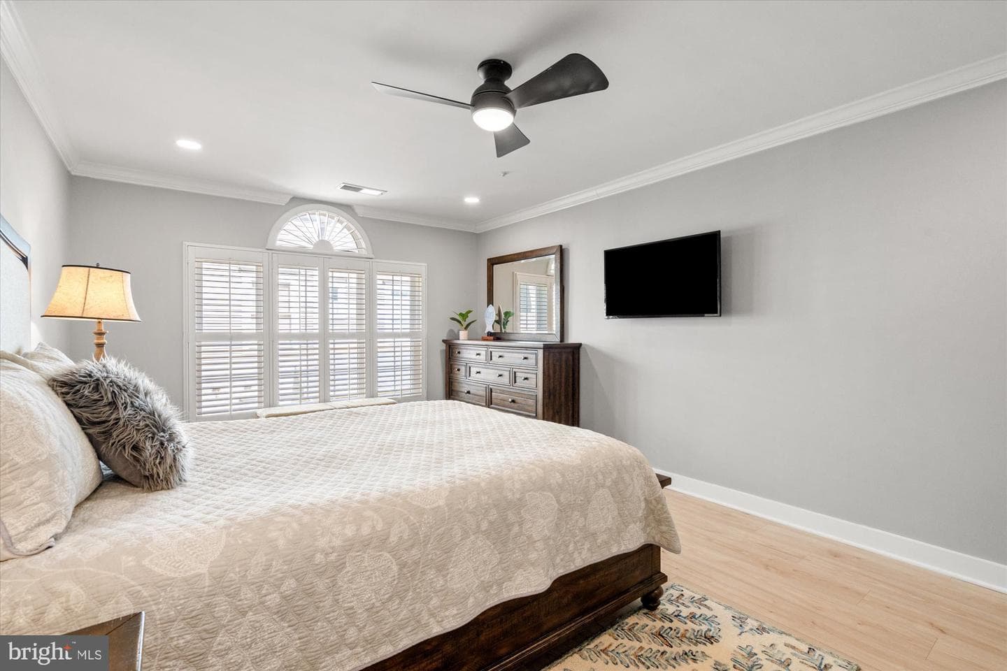 43426 Edgecliff Terrace photo 20