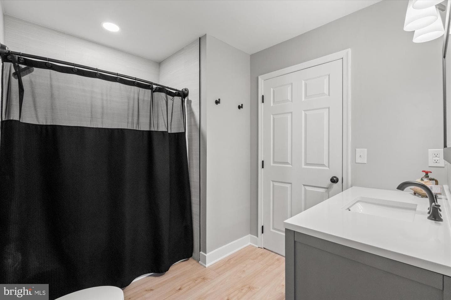 43426 Edgecliff Terrace photo 27