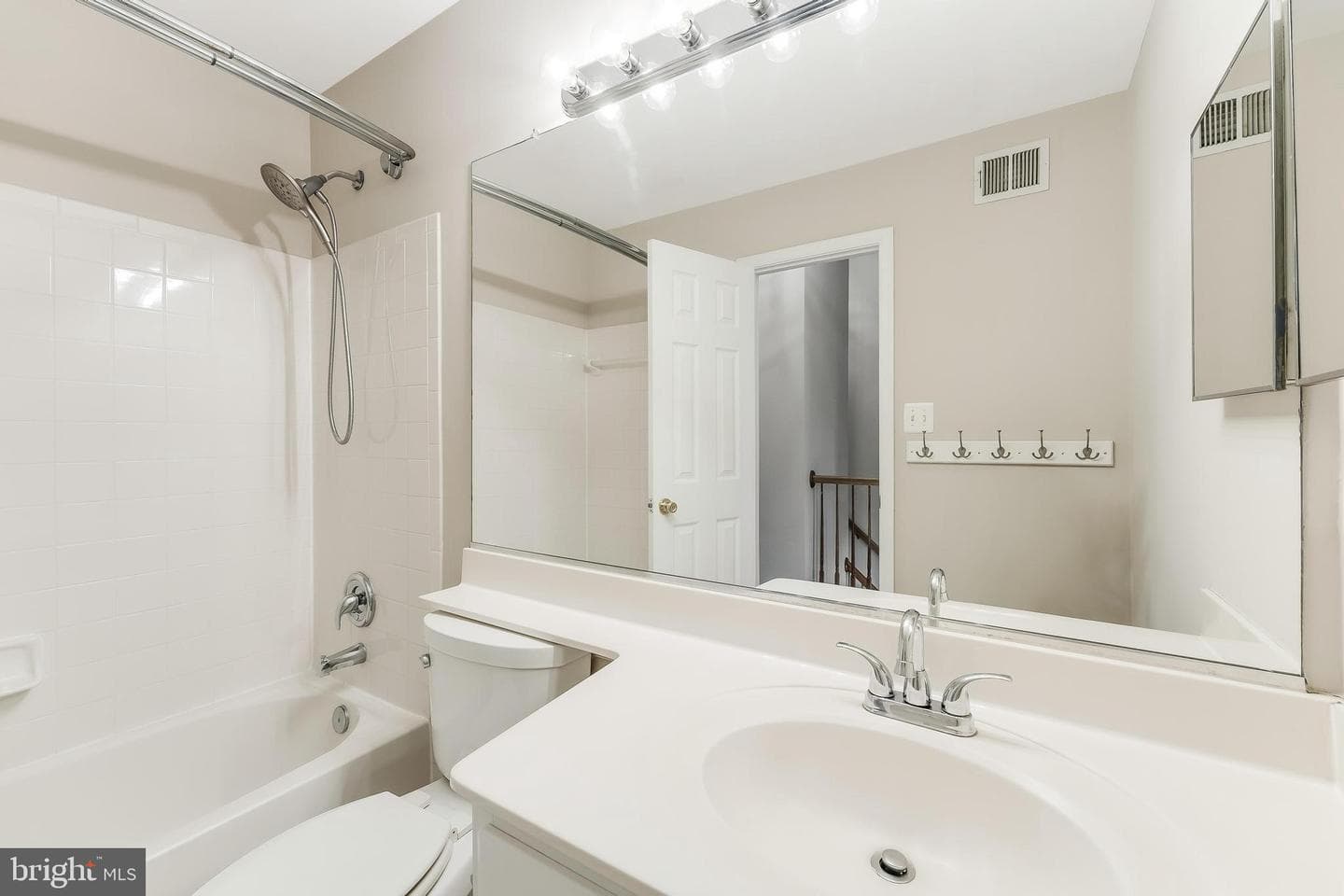 47702 Bowline Terrace photo 32