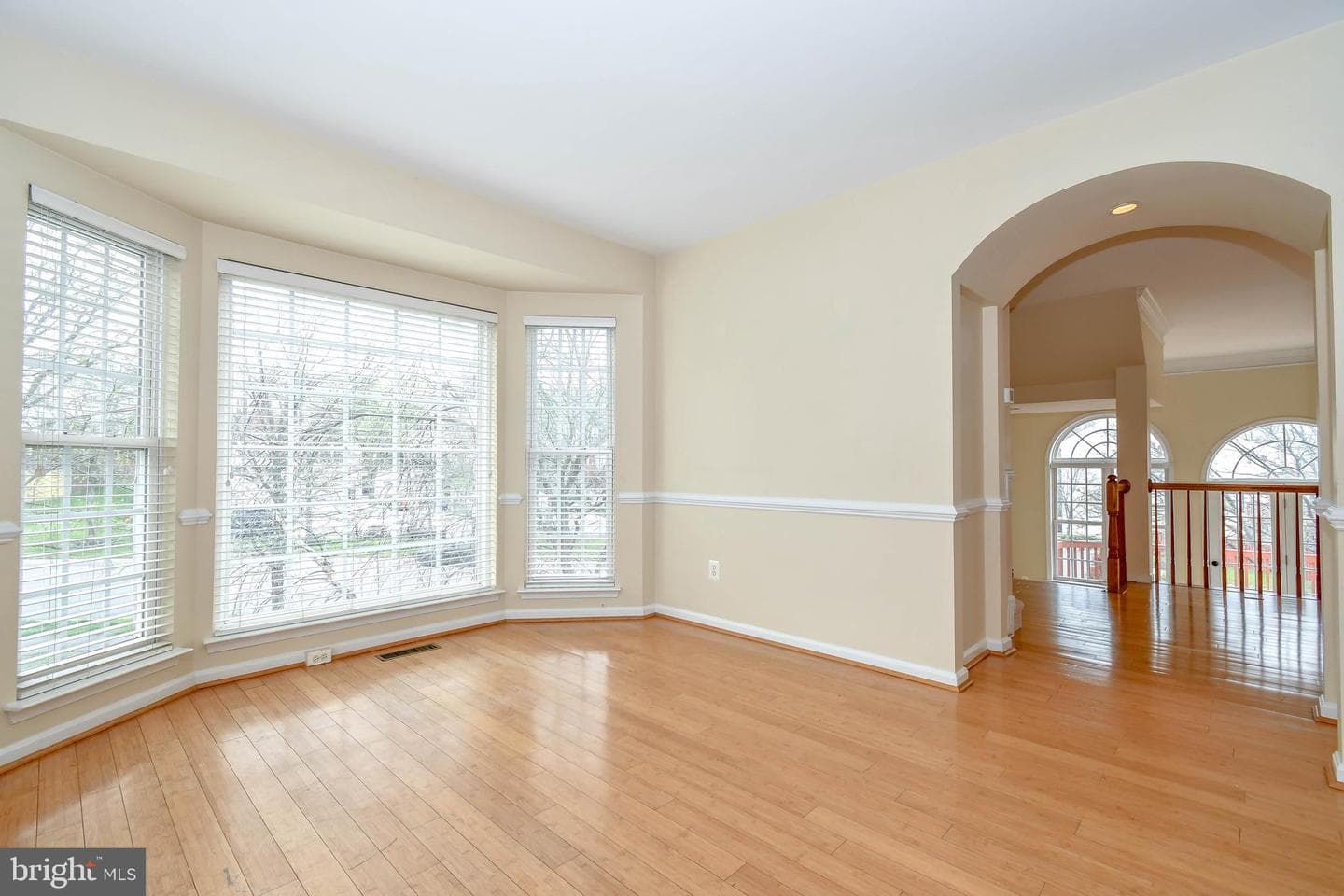 42744 Falls View Square photo 17