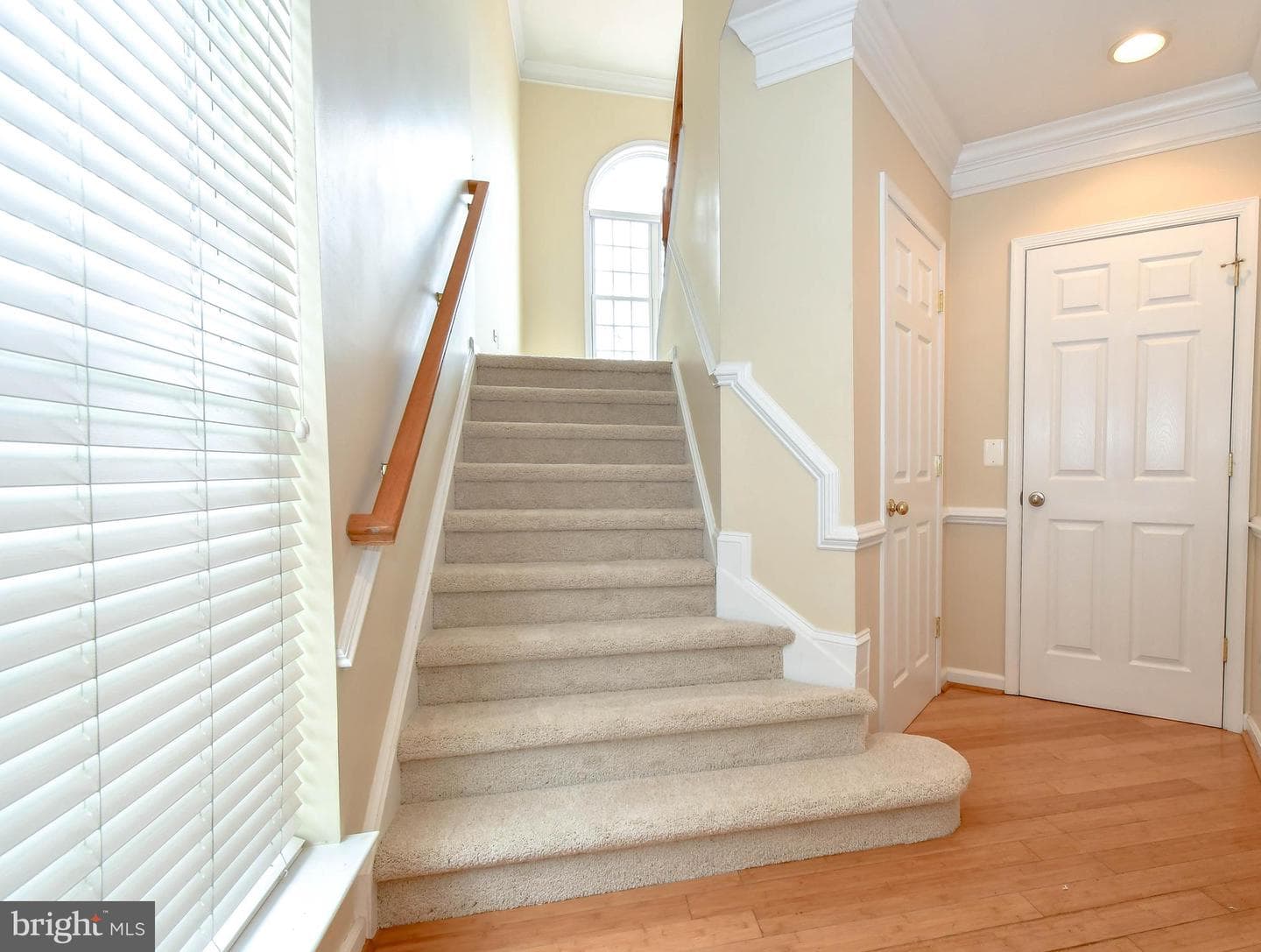 42744 Falls View Square photo 4