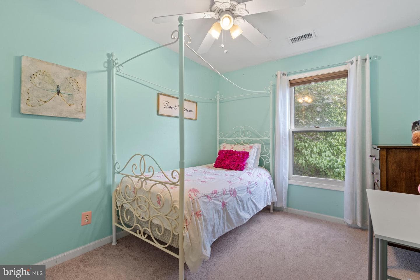 43774 Laburnum Square photo 16