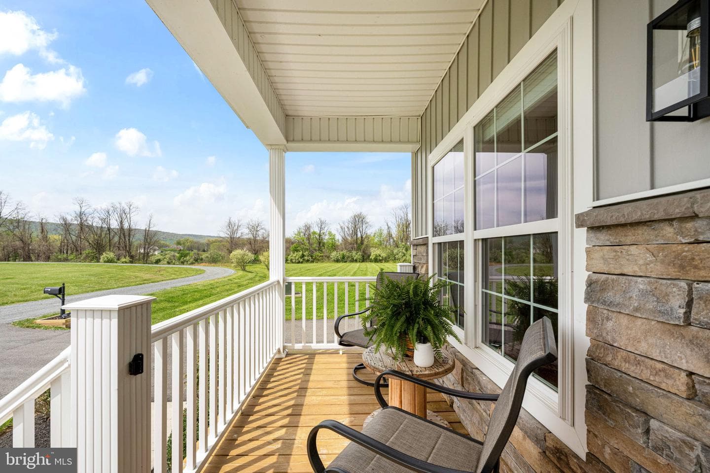 12913 Volksmarch Circle photo 3