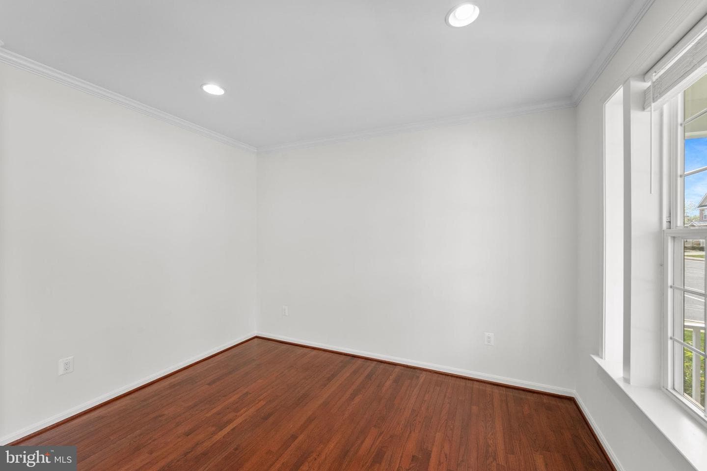 24880 Myers Glen Place photo 8
