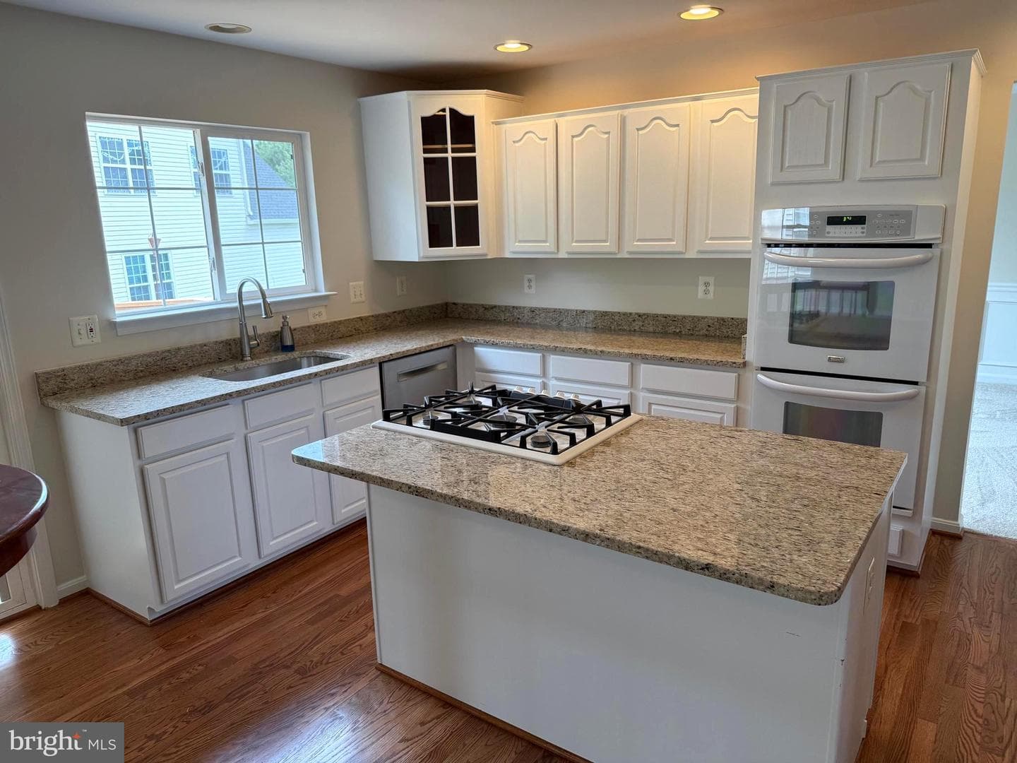 20338 Snowpoint Place photo 7