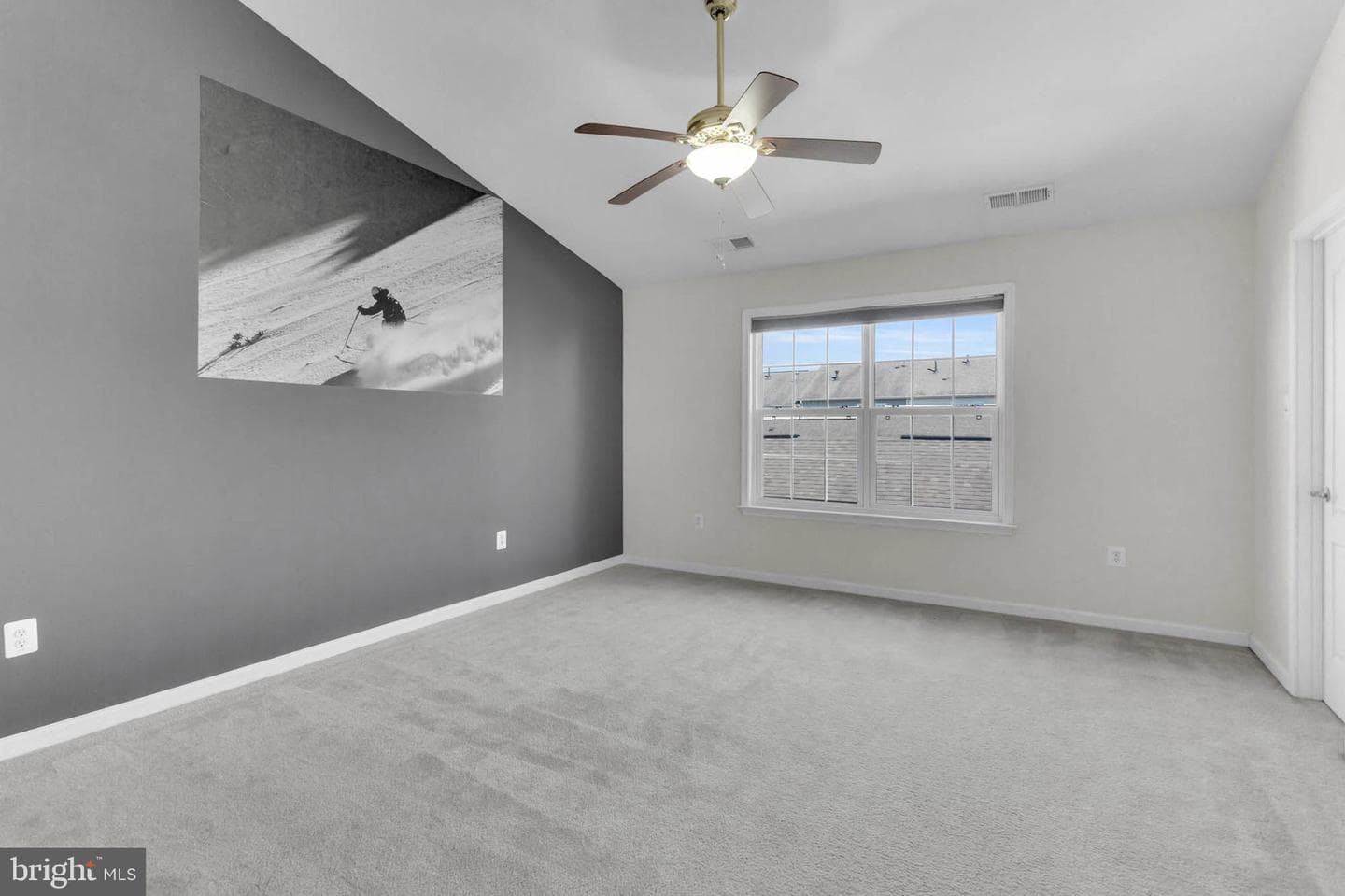 19398 Coppermine Square photo 44