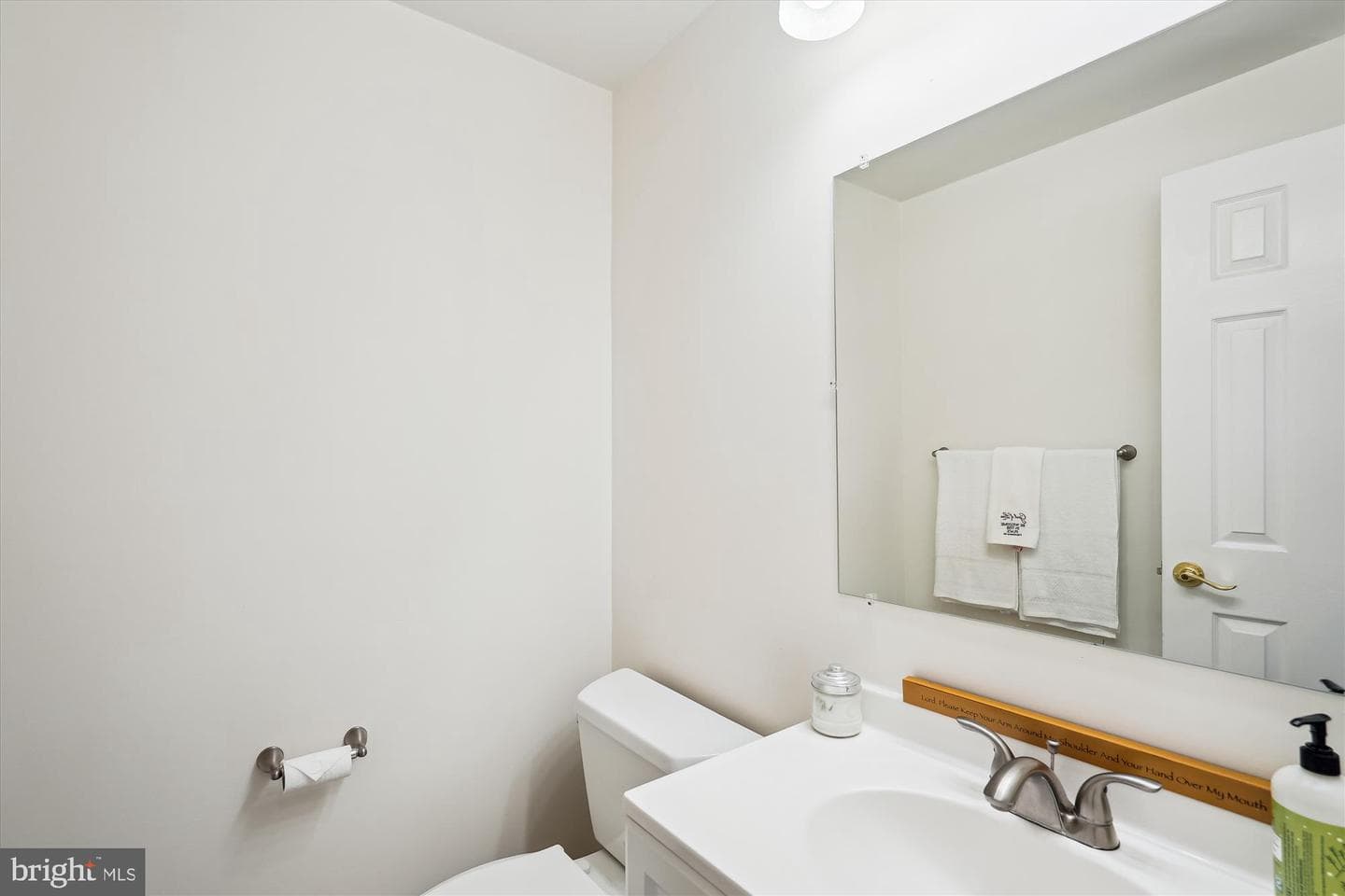 302 Argus Place photo 18